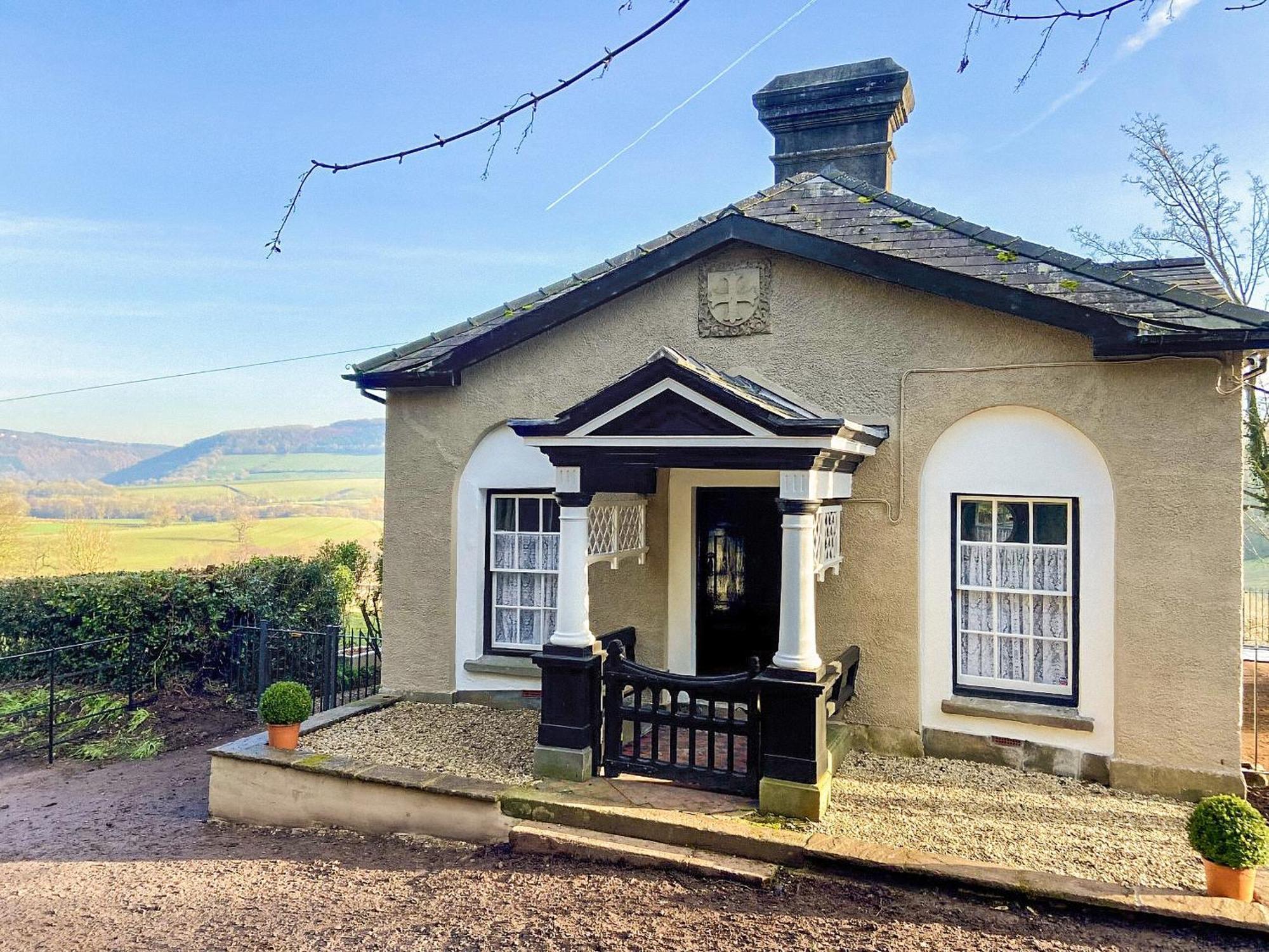 The Lodge Wonastow Exterior photo